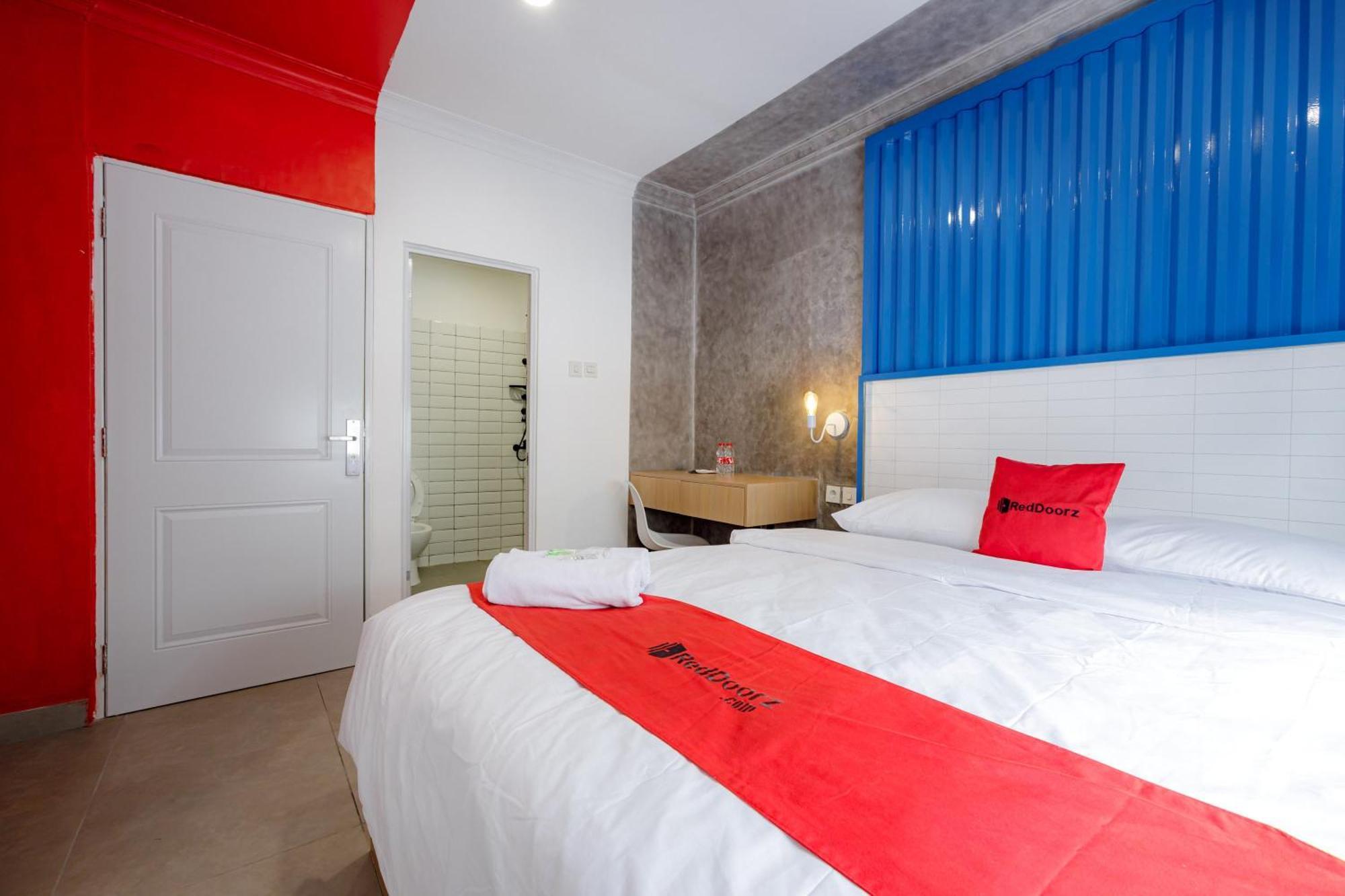 Reddoorz At Jalan Gatot Subroto 3* Jakarta